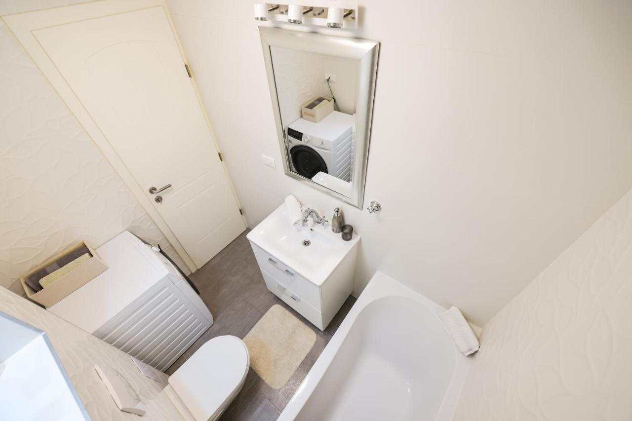 Two Bedroom Apartment With A Balcony Relja Ζαντάρ Εξωτερικό φωτογραφία